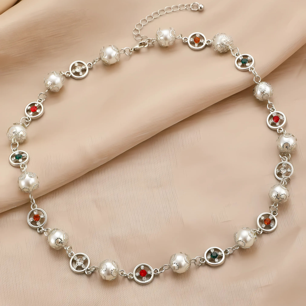 Regal chain choker